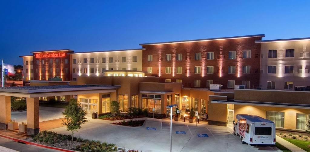 Hilton Garden Inn Fort Worth Medical Center | 912 Northton St, Fort Worth, TX 76104 | Phone: (817) 921-0788