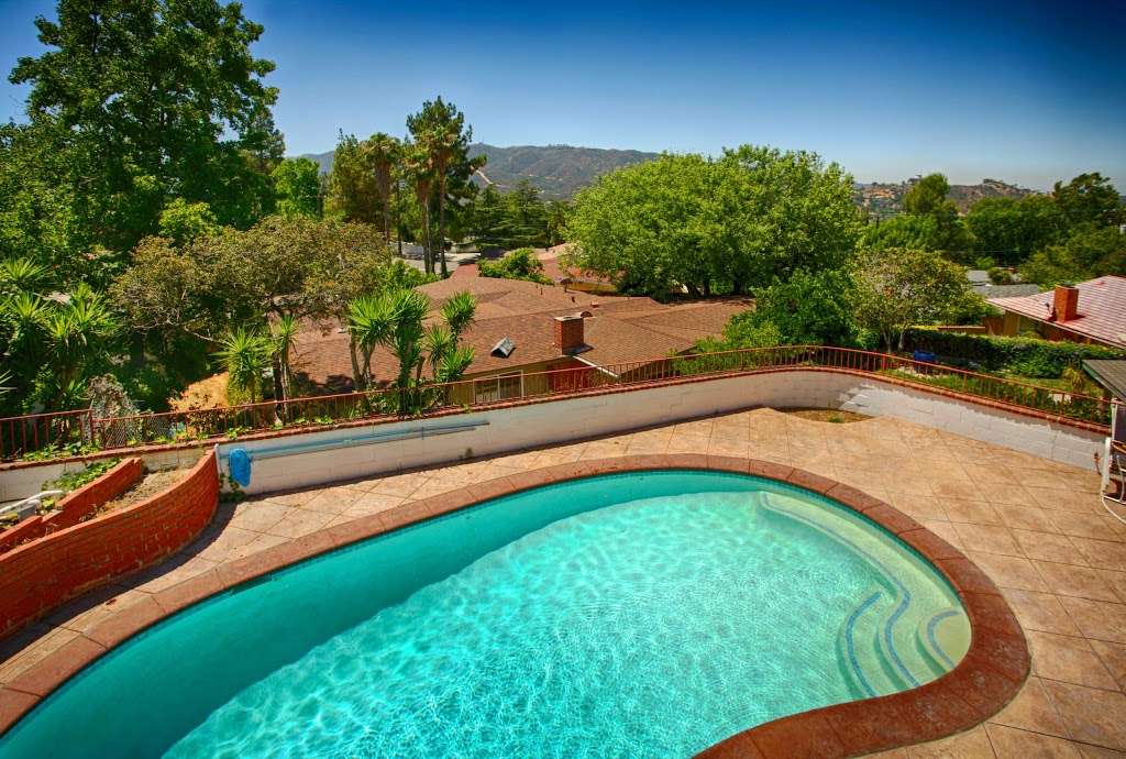 Battles Real Estate | 1420 Foothill Blvd, La Cañada Flintridge, CA 91011, USA | Phone: (818) 249-7492