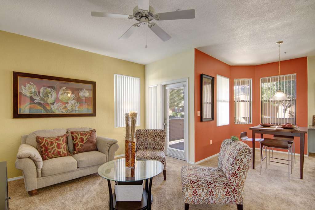 Arezzo Apartment Homes | 7205 W McDowell Rd, Phoenix, AZ 85035, USA | Phone: (623) 745-1918