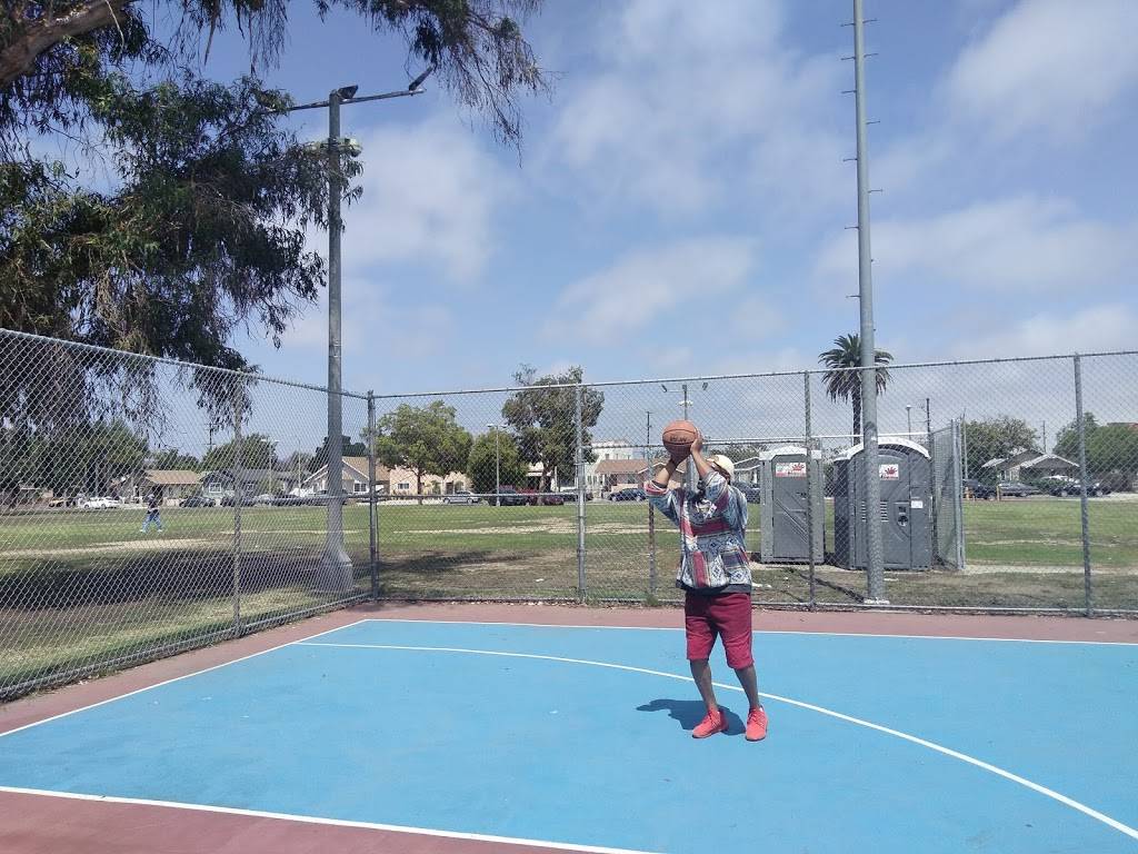 MacArthur Park | 1321 E Anaheim St, Long Beach, CA 90813, USA | Phone: (562) 570-1655