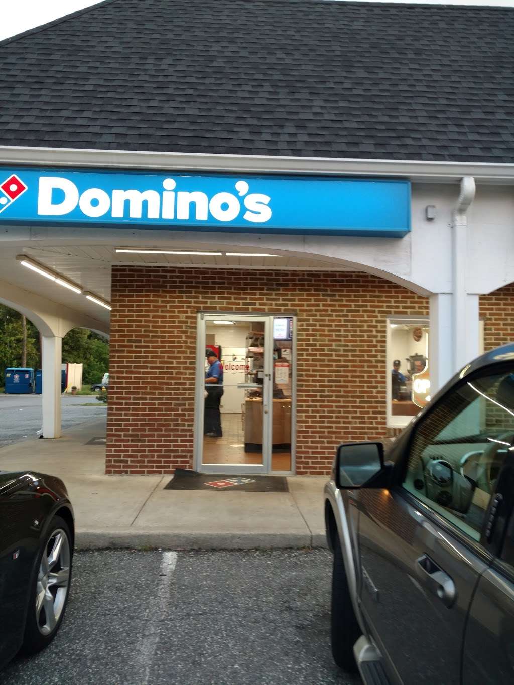 Dominos Pizza | 371 Smallwood Dr, Waldorf, MD 20602, USA | Phone: (301) 932-8300