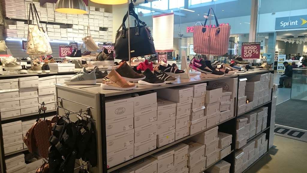 Steve Madden | 651 Kapkowski Rd #2012, Elizabeth, NJ 07201, USA | Phone: (908) 351-5038