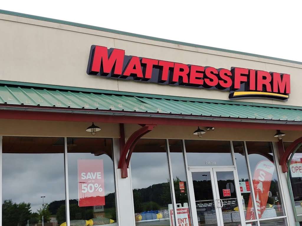 Mattress Firm Elverson | 246 Crossings Blvd, Elverson, PA 19520, USA | Phone: (610) 286-0071