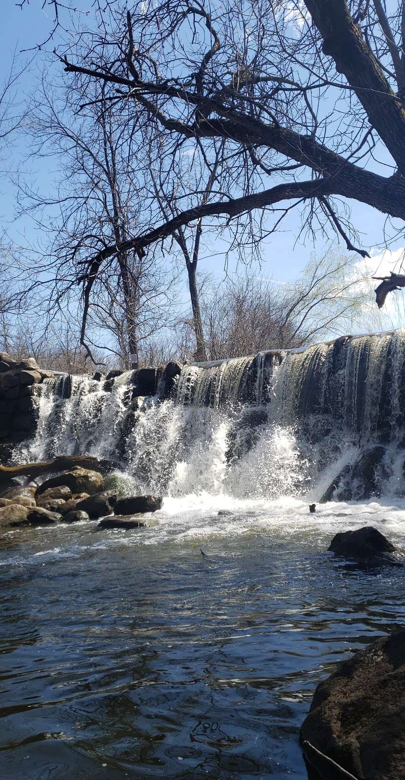 Waterfall Whitnall Park | Whitnall Park Dr, Franklin, WI 53132, USA