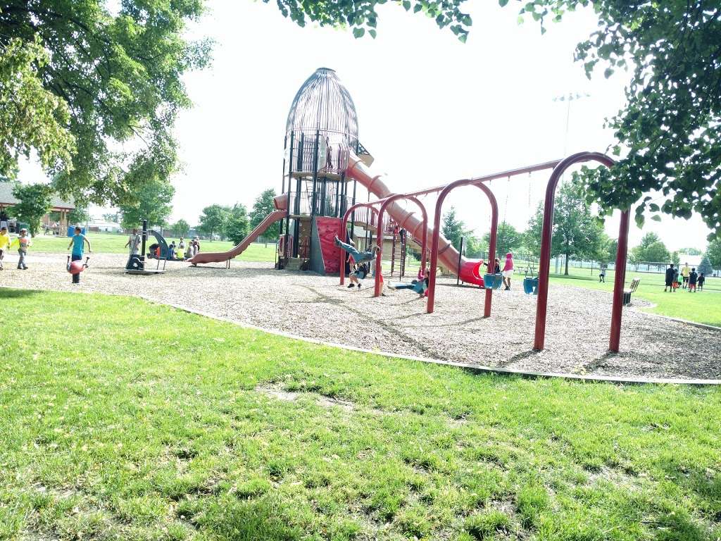 Greene Field Park in Aurora, IL 60506, USA