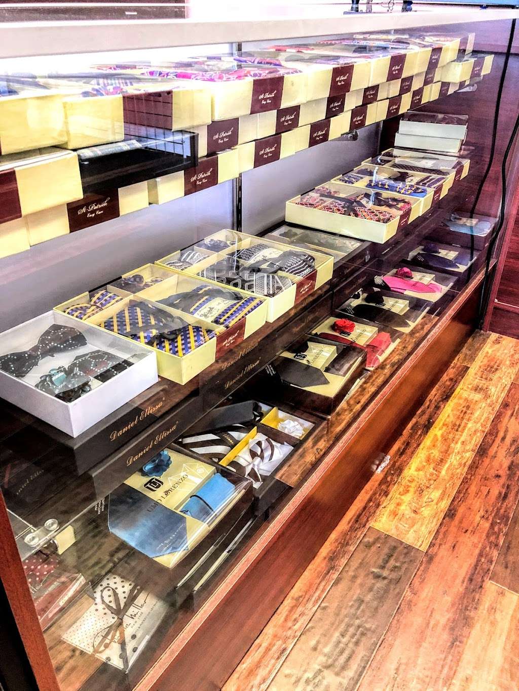 4Brothers Apparel | 16960 NW 27th Ave, Miami Gardens, FL 33056, USA | Phone: (305) 650-1179