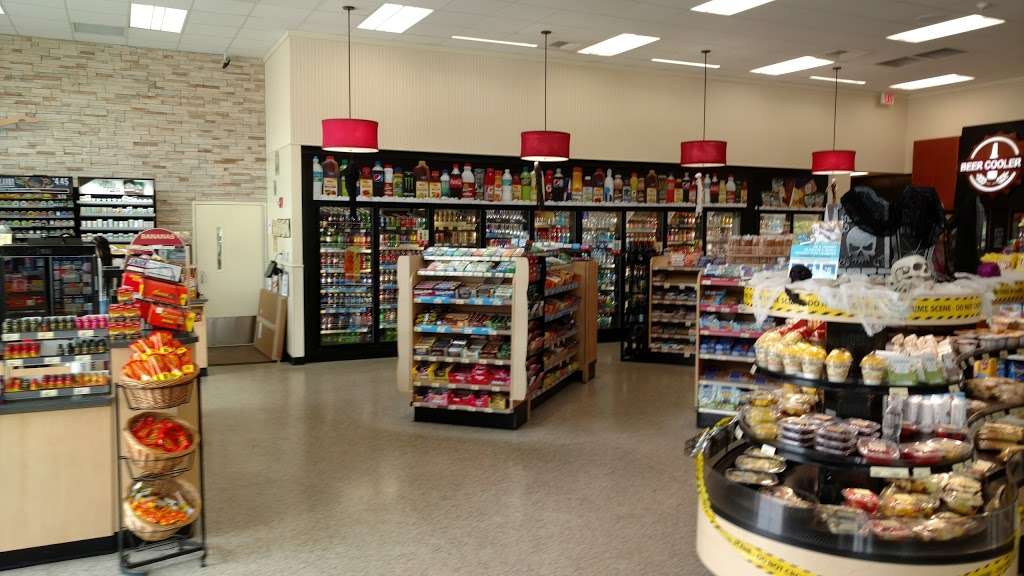 Wawa | 12321 E Colonial Dr, Orlando, FL 32826 | Phone: (407) 273-0913