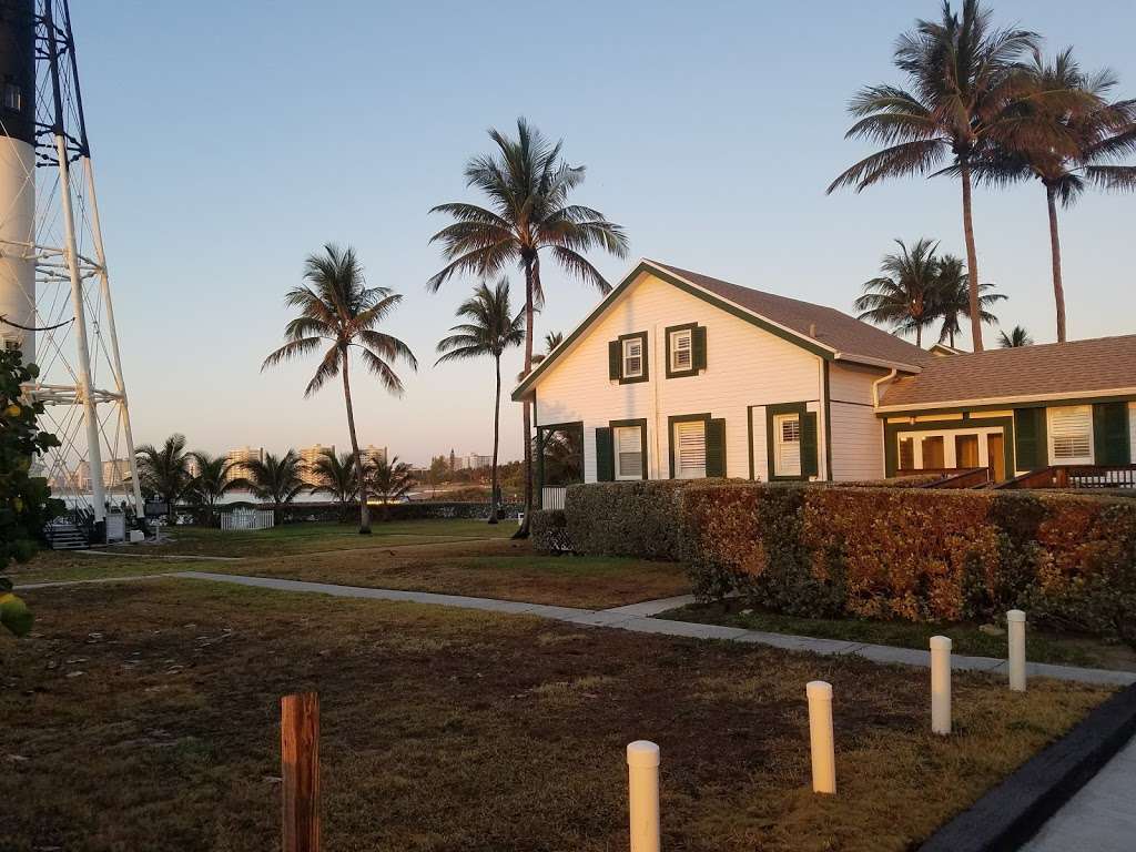 Hillsboro Recreational Cottages | 907 Hillsboro Mile, Hillsboro Beach, FL 33062, USA | Phone: (954) 781-1817