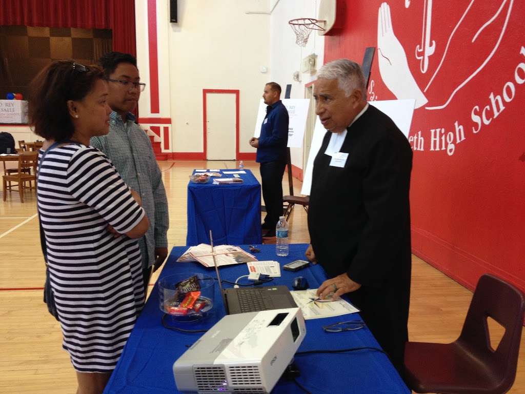 Cristo Rey De La Salle East Bay High School | 1530 34th Ave, Oakland, CA 94601 | Phone: (510) 532-8947