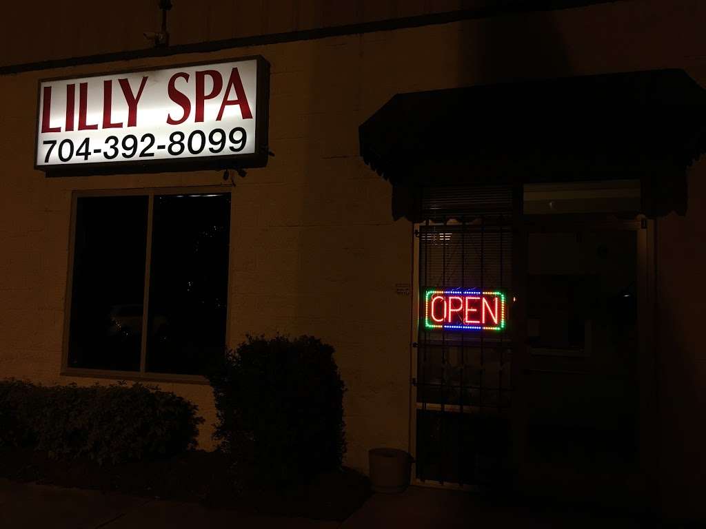 Lilly Spa | 714 Montana Dr suite g, Charlotte, NC 28216, USA | Phone: (704) 392-8099