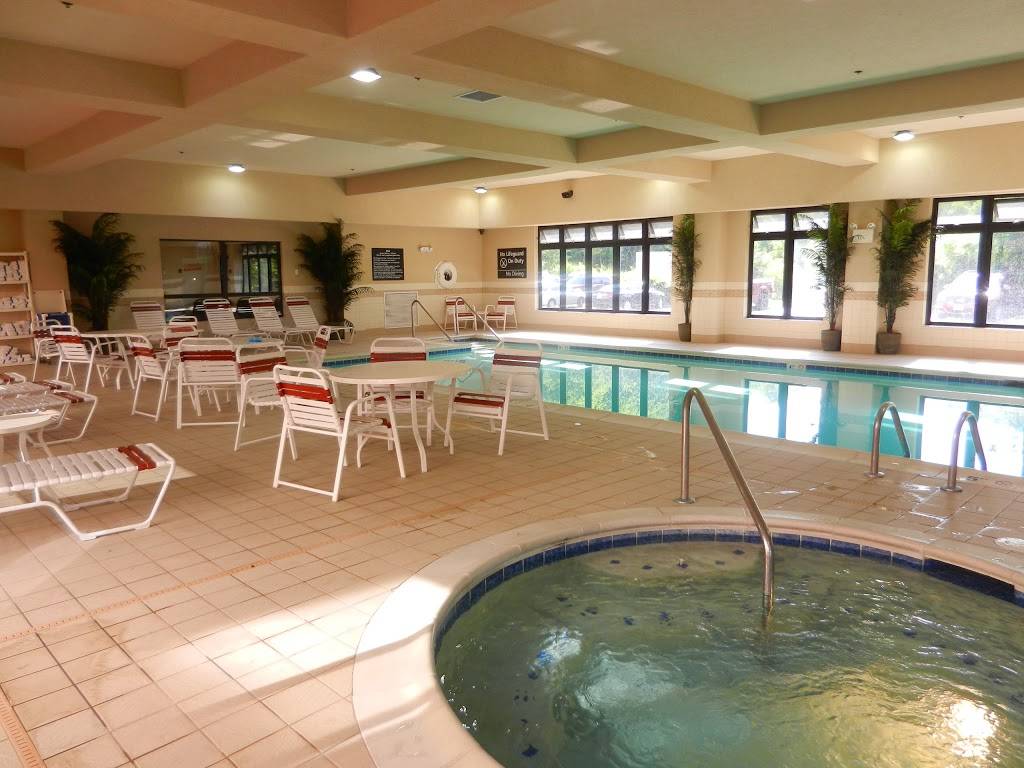 Hampton Inn & Suites Wilder | 10 Hampton Ln, Wilder, KY 41076, USA | Phone: (859) 441-3049