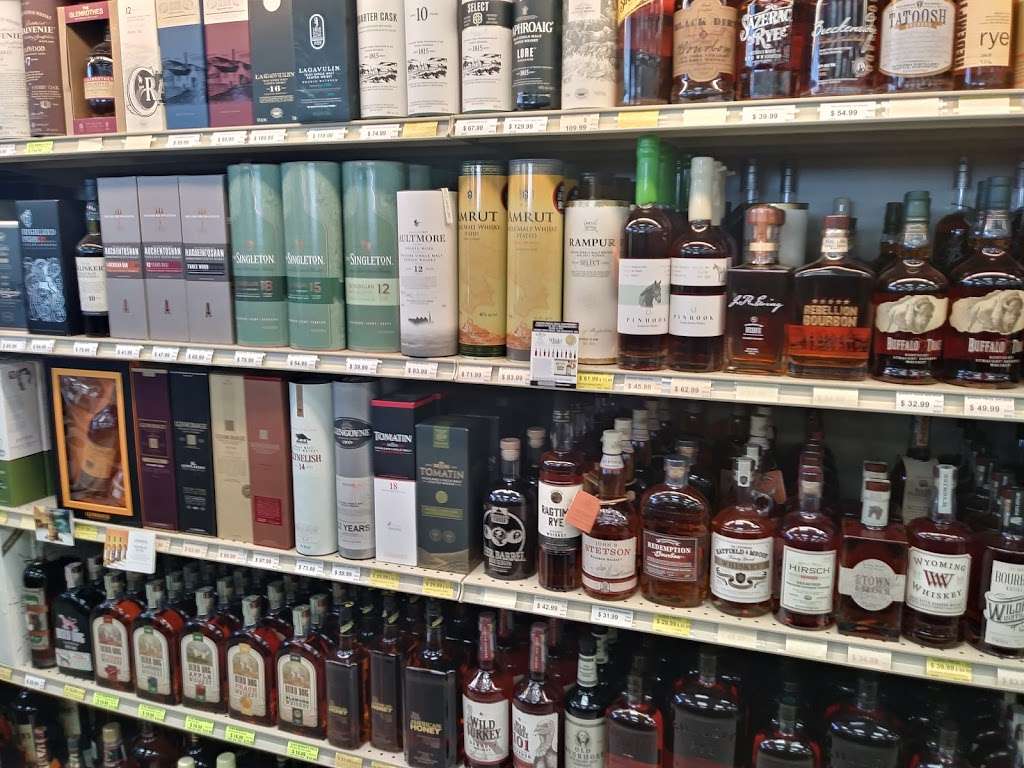 Buy Rite Liquors | 111 NJ-35, Cliffwood, NJ 07721, USA | Phone: (732) 696-8333