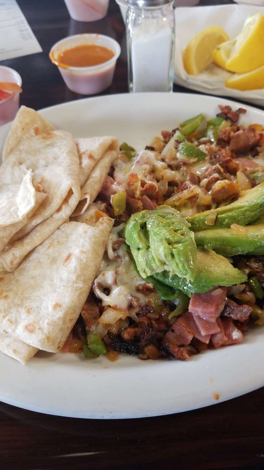 Taqueria Cuernavaca | 1801 Ventura Blvd A, Oxnard, CA 93036, USA | Phone: (805) 981-4111