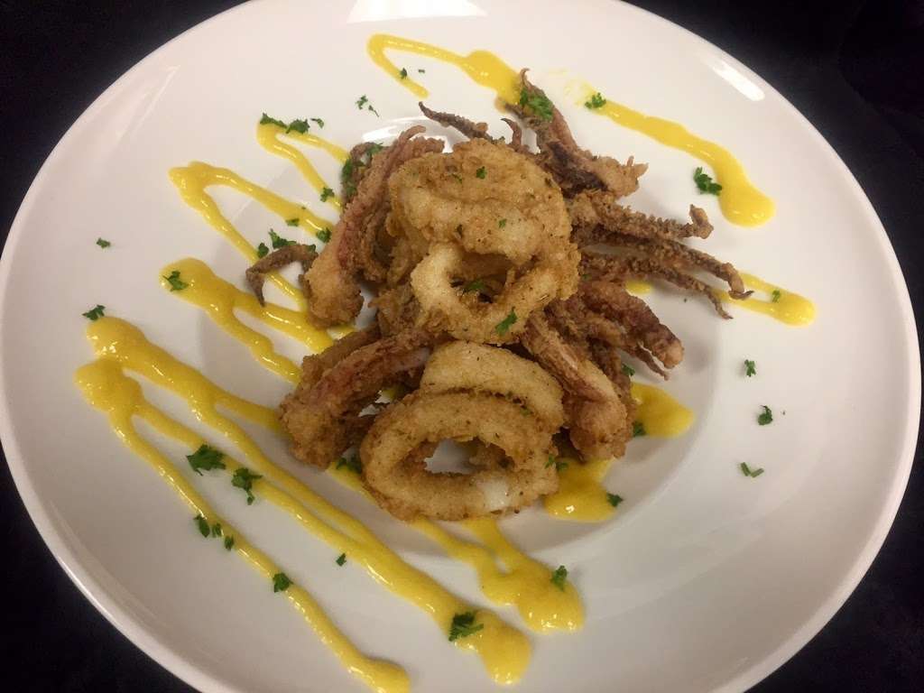 Port South Bar & Grill | 4000 S Ocean Dr, Hollywood, FL 33019, USA | Phone: (954) 367-1115