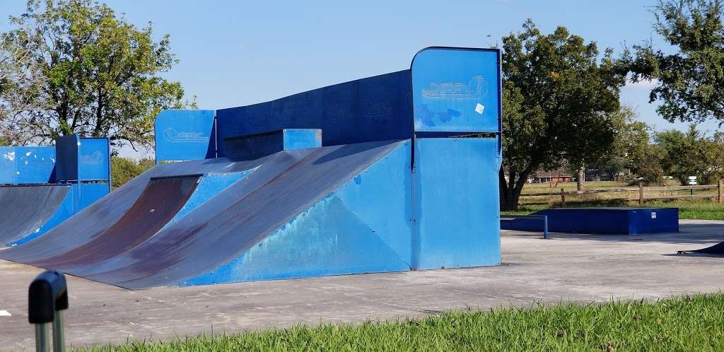 Clinton Skatepark | 200 Mississippi St, Houston, TX 77029, USA | Phone: (713) 837-0311
