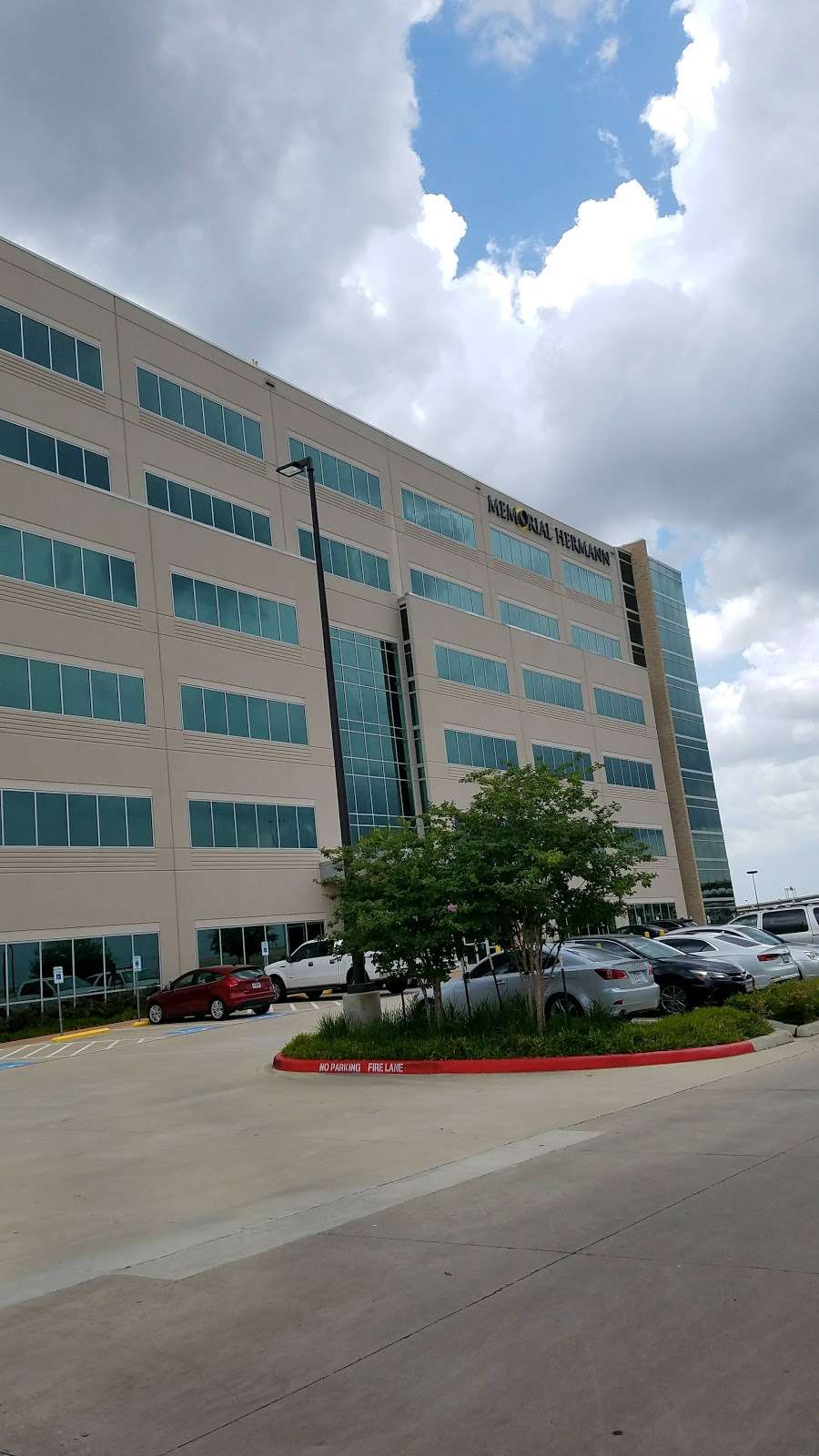 Memorial Hermann Katy Hospital | 23900 Katy Fwy, Katy, TX 77494 | Phone: (281) 644-7000