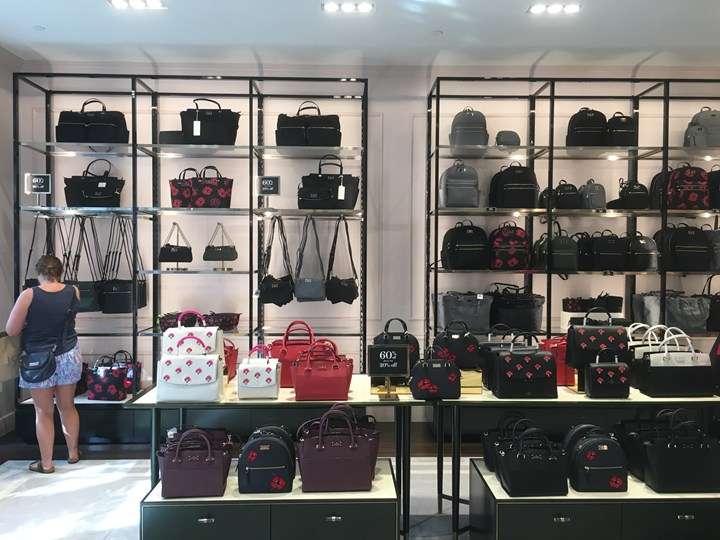 kate spade new york 80 Premium Outlets Blvd, Merrimack, NH 03054