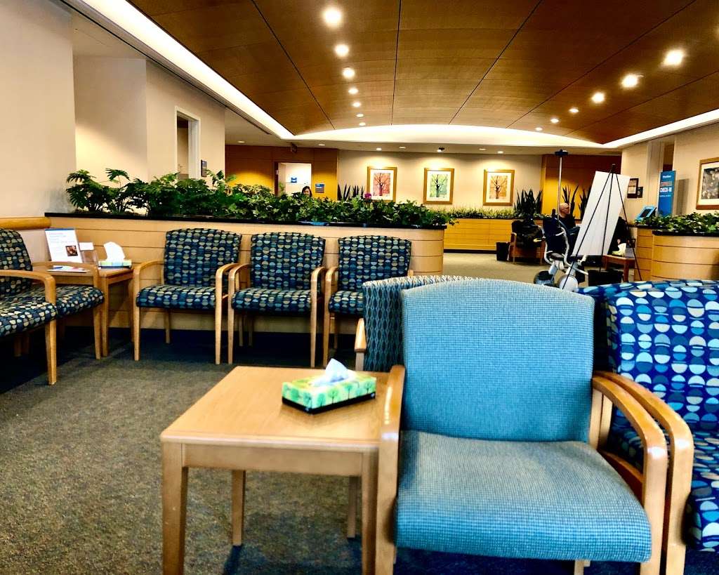 John and Carol Walter Ambulatory Care Center | 2180 Pfingsten Rd, Glenview, IL 60026, USA | Phone: (847) 657-5800