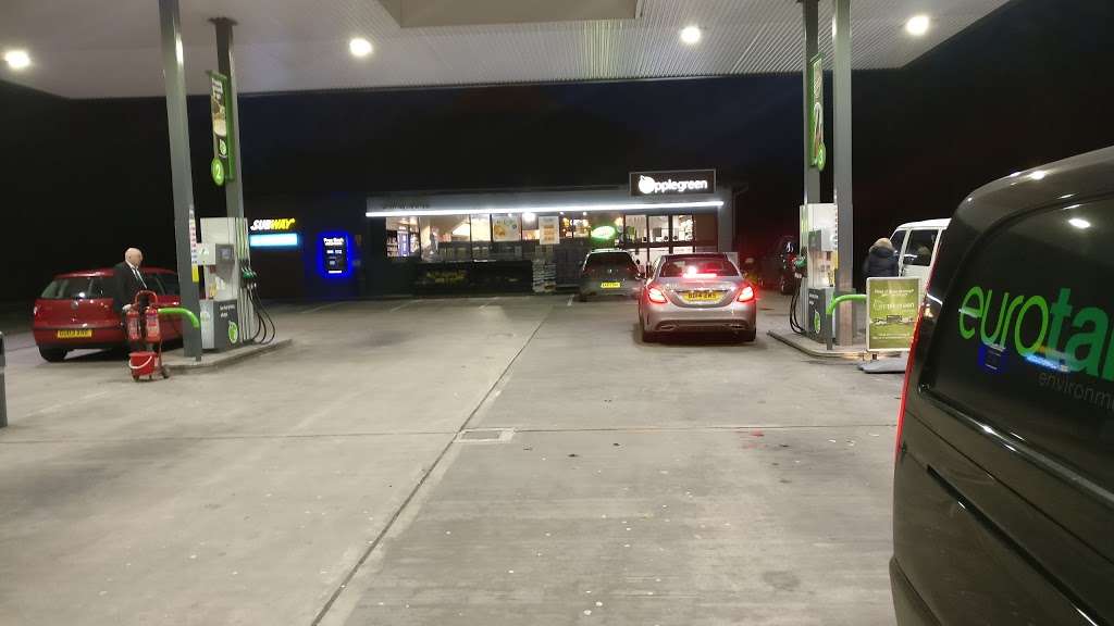 Apple Green Service Station | Crawley Ave, Crawley RH10 8BA, UK | Phone: 01293 614956