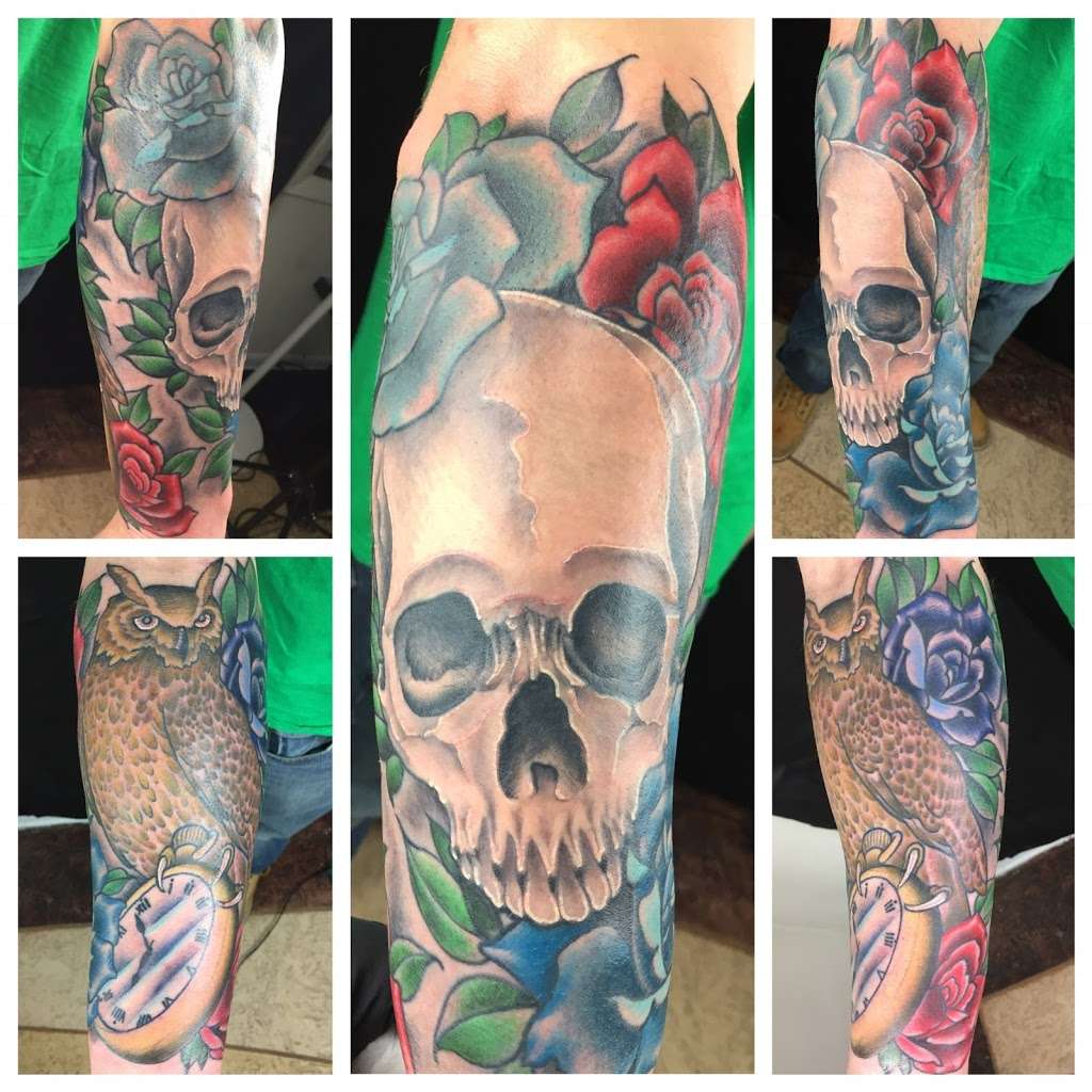 Red Letter Tattoo | 410 E Eisenhower Blvd, Loveland, CO 80537, USA | Phone: (970) 461-5041