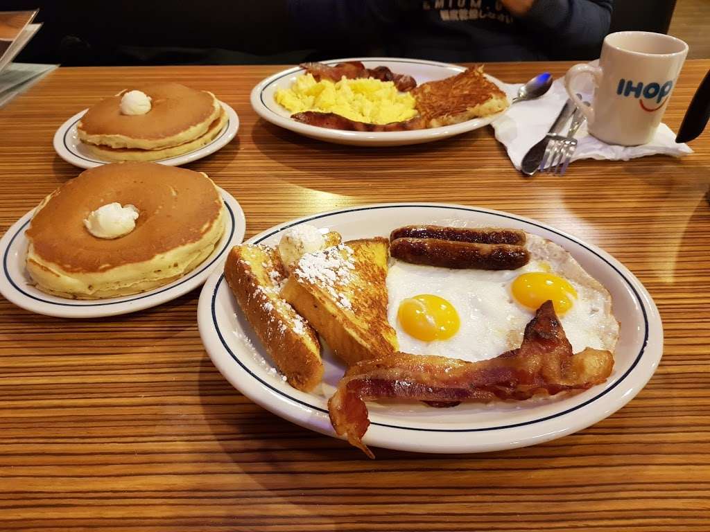 IHOP | 235 E 14th St # 237, New York, NY 10003 | Phone: (212) 388-1499