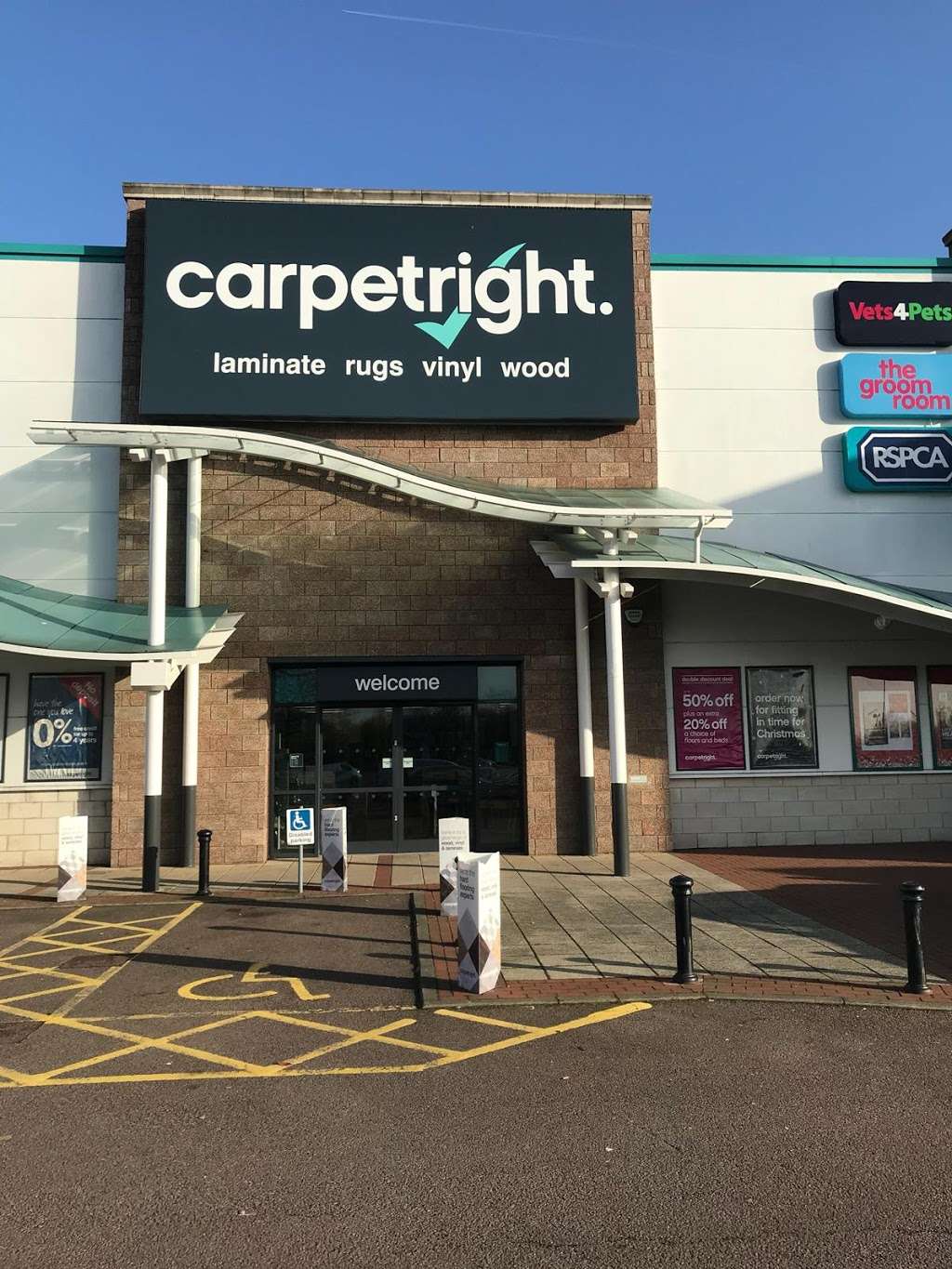 Carpetright Friern Barnet | 8, Friern Bridge Retail Park, Pegasus Way, London N11 3PW, UK | Phone: 020 3538 6957