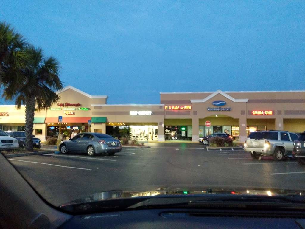 Lockwood Village Shopping Center | 1009 Lockwood Blvd, Oviedo, FL 32765, USA | Phone: (407) 977-6464