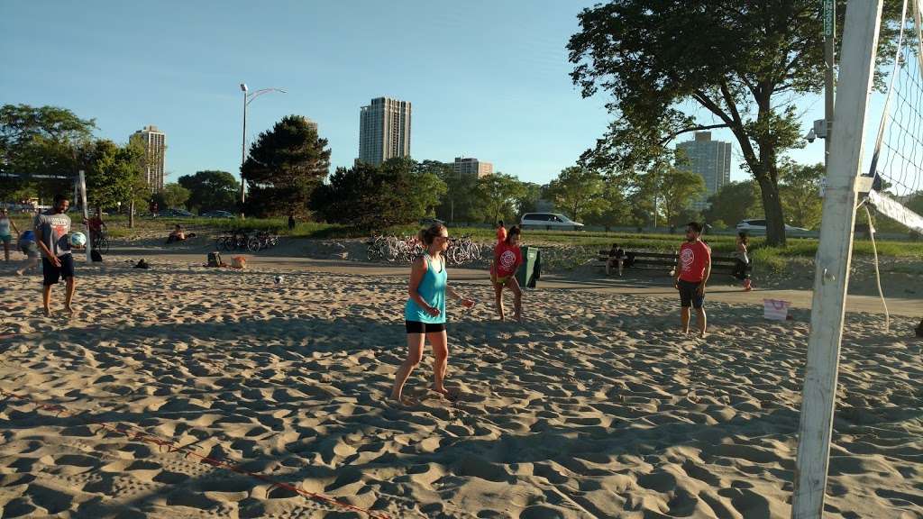 Volleyball Courts | N Lake Shore Dr, Chicago, IL 60614, USA