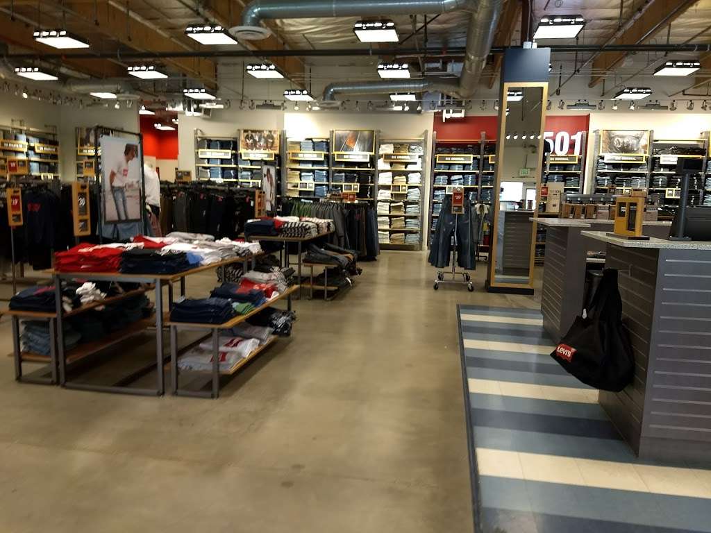 Factory Merchants Outlet Mall (Bldg. 9) | Mercantile Way, Barstow, CA 92311, USA