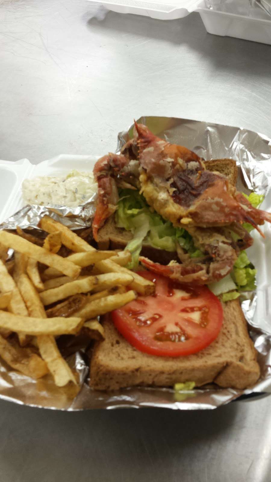 Freeland Crab and Seafood | 20235 Middletown Rd, Freeland, MD 21053 | Phone: (410) 357-9100