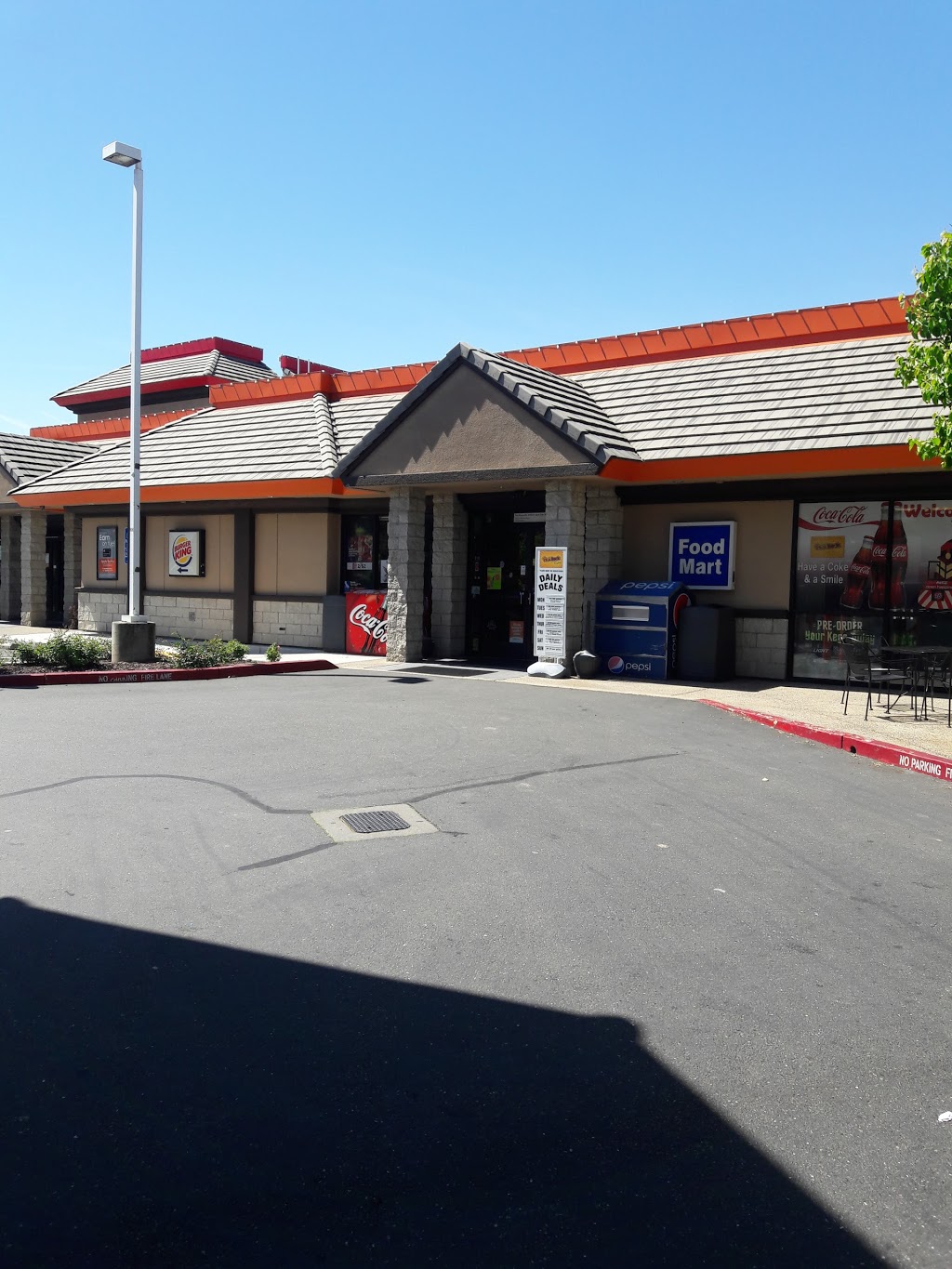 Burger King | 1300 E Roseville Pkwy, Roseville, CA 95661, USA | Phone: (916) 772-0299