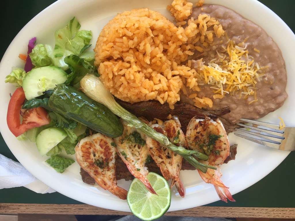 Playa Azul Mariscos Restaurant | 1281 N Santa Fe Ave # Y, Vista, CA 92084 | Phone: (760) 941-4522