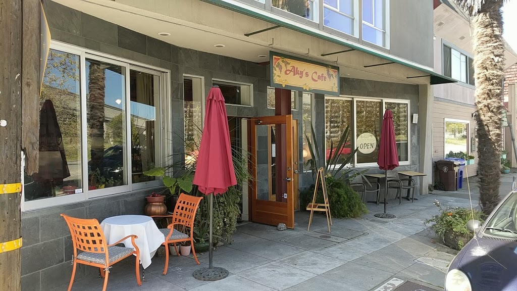 Akys Café | 201 Tewksbury Ave, Richmond, CA 94801, USA | Phone: (510) 778-1196