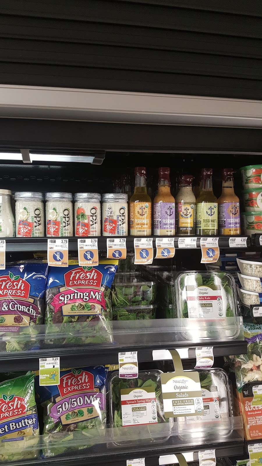 Food Lion | 15432 Rogers Clark Blvd, Bowling Green, VA 22427, USA | Phone: (804) 633-5543