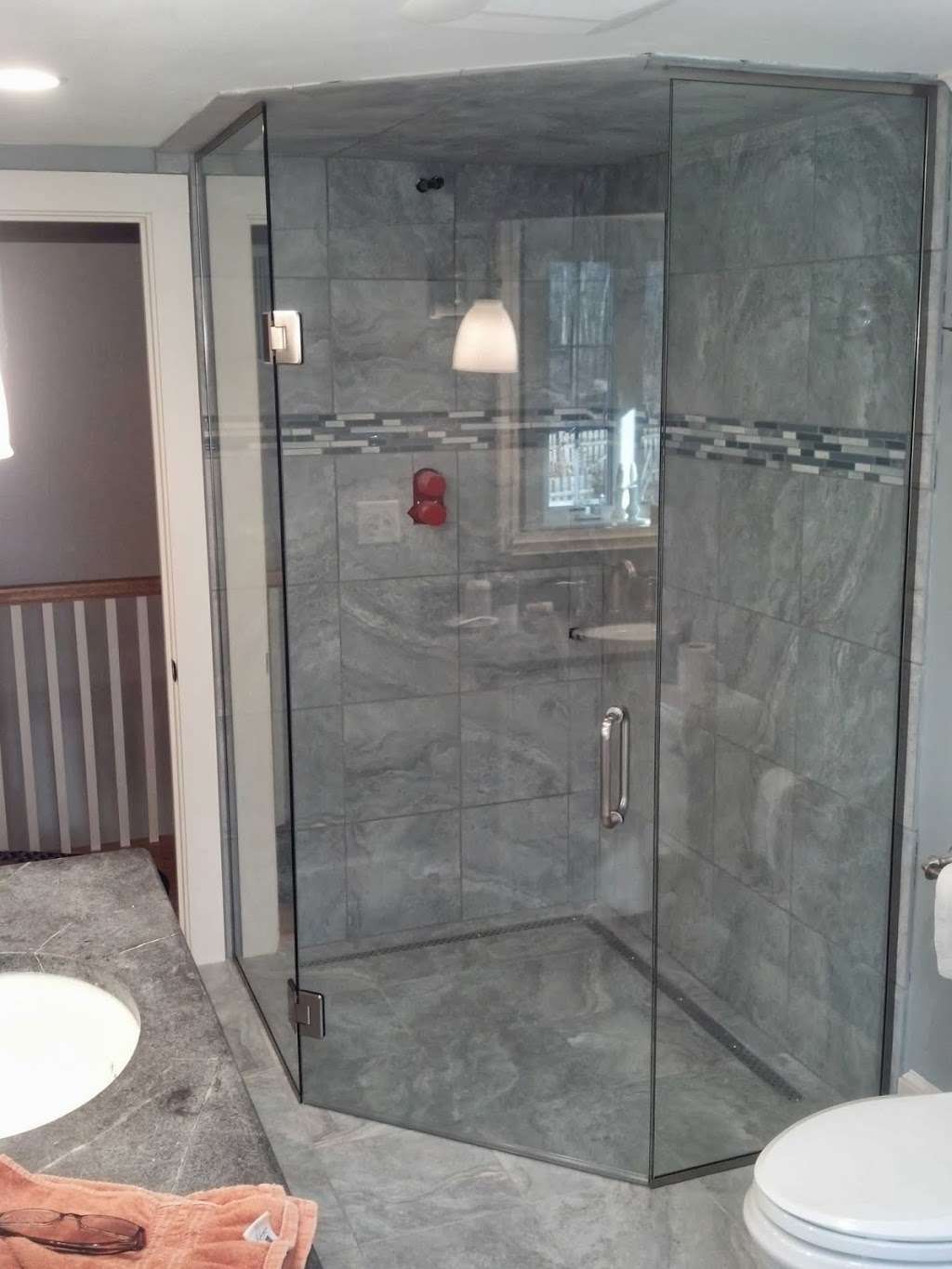 Merrimack Valley Shower Door Co. | 30 2nd St, Chelmsford, MA 01824, USA | Phone: (978) 815-5725