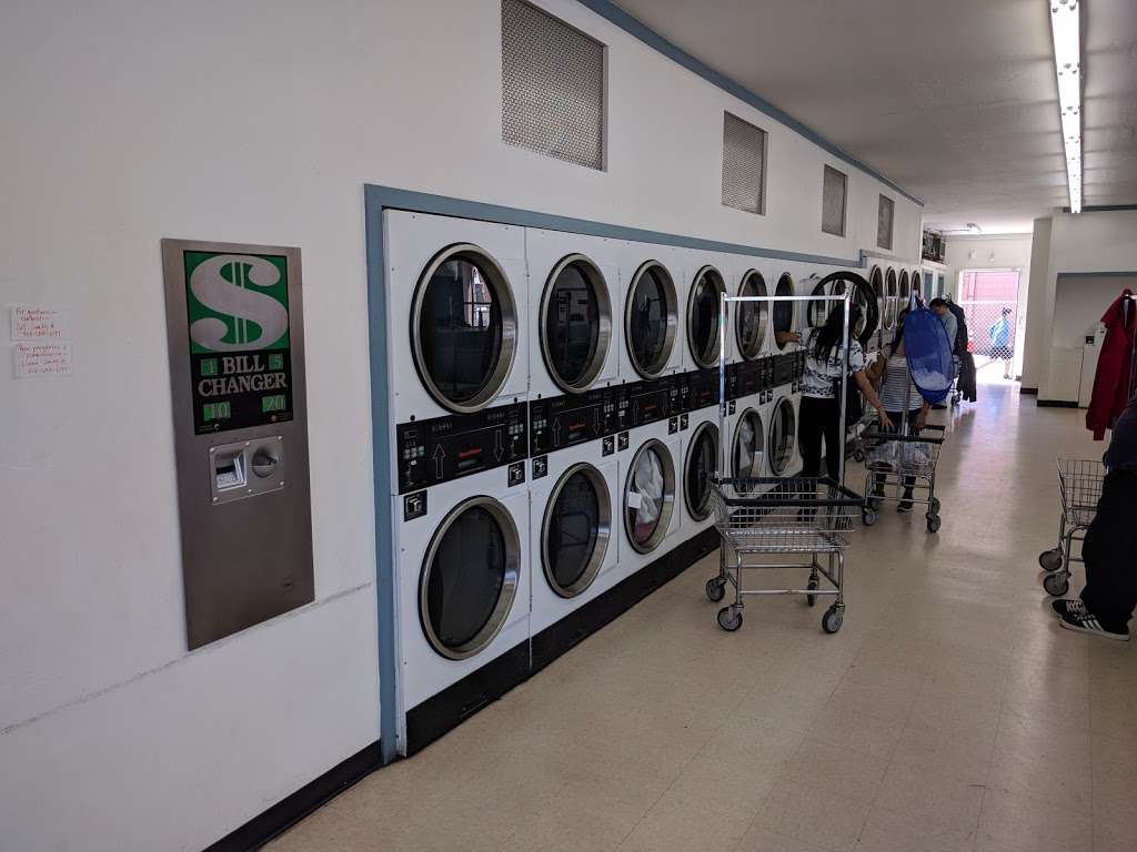 Scottys Laundromat & Wash and Fold Services | 684 N Fair Oaks Ave, Sunnyvale, CA 94085, USA | Phone: (408) 720-0194