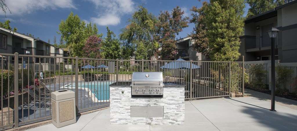 Valley Ridge Apartment Homes | 900 Roanoke Dr, Martinez, CA 94553, USA | Phone: (925) 452-7910