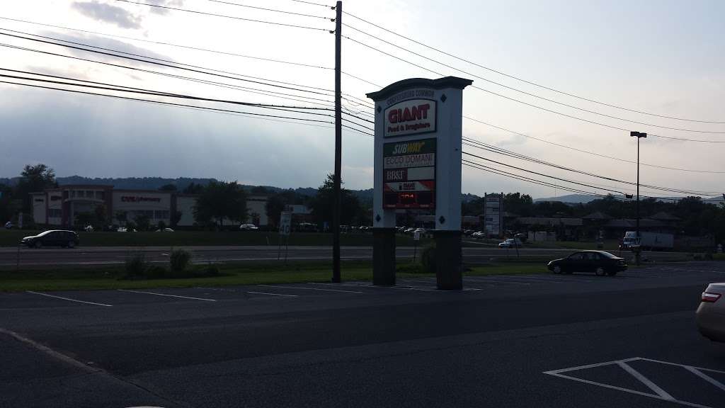 GIANT Gas Station | 216 E Fairmount St, Coopersburg, PA 18036, USA | Phone: (610) 282-4200