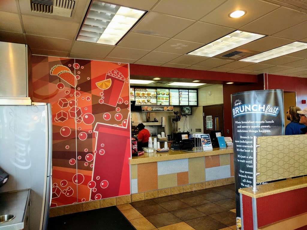 Jack in the Box | 4640 E Russell Rd, Las Vegas, NV 89120, USA | Phone: (702) 433-9100