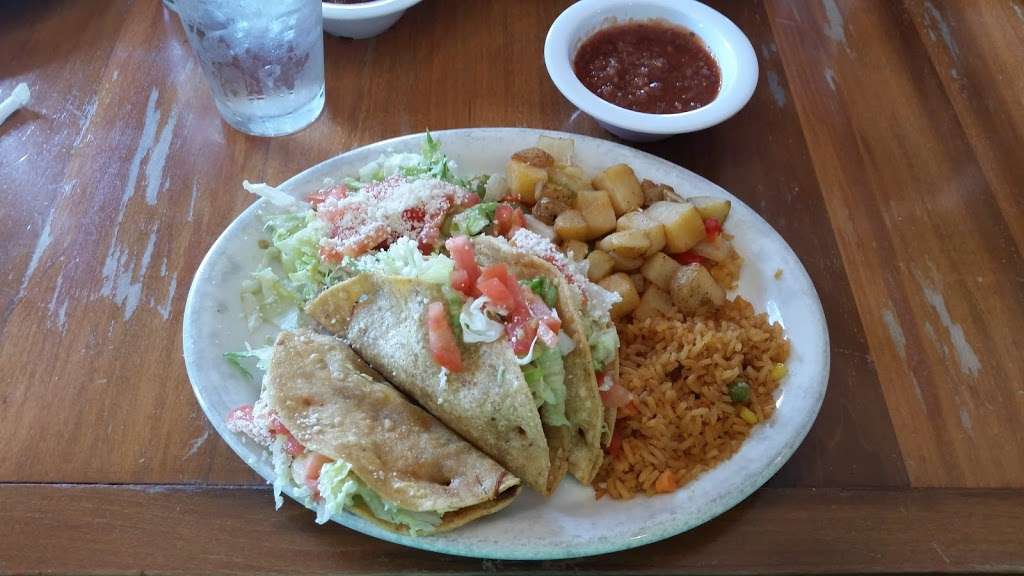 Lunas Tortillas | 2225 Connector Dr, Dallas, TX 75220, USA | Phone: (214) 747-2661