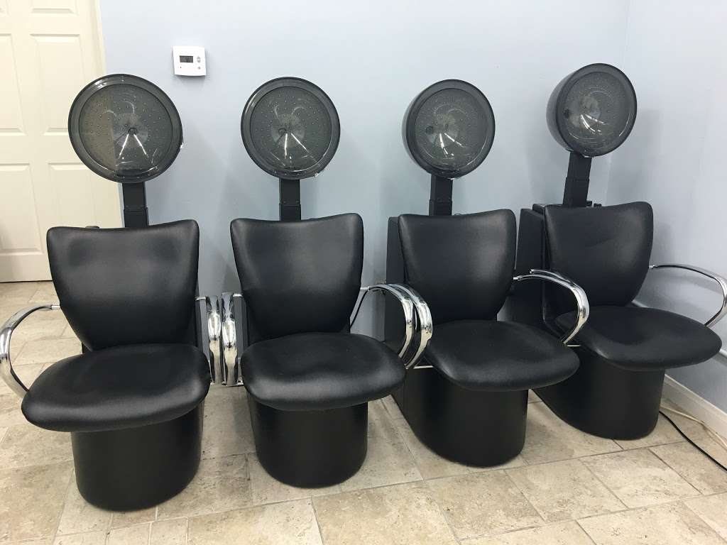 Hair Traffic Salon | 11161 Washington Blvd, Culver City, CA 90232, USA | Phone: (310) 202-1931