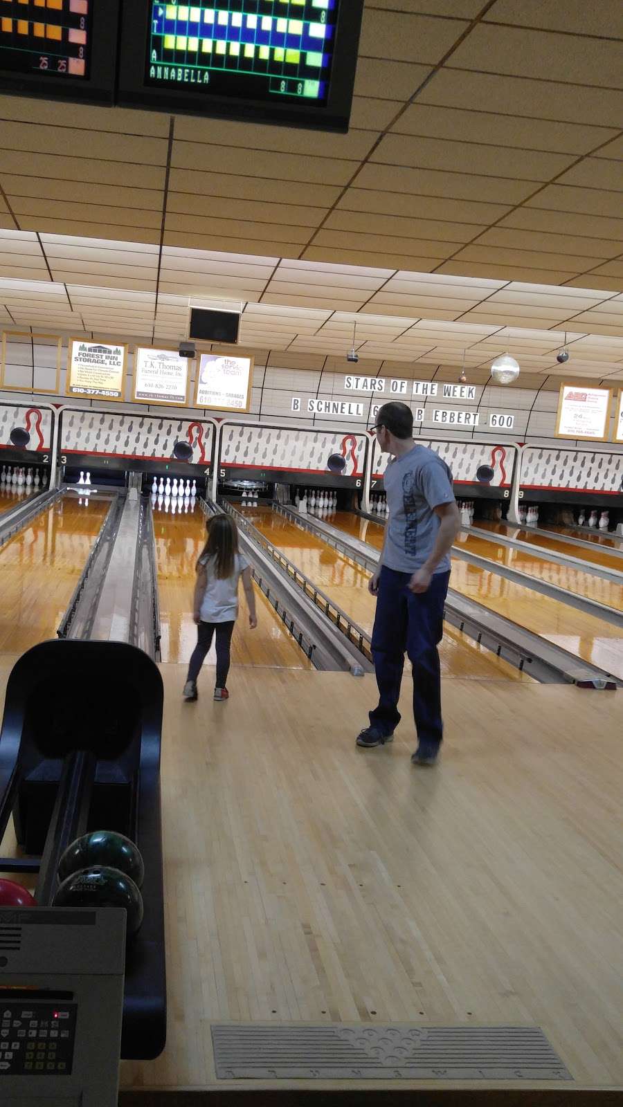 Haja Lanes | 614 Delaware Ave, Palmerton, PA 18071 | Phone: (610) 826-2450