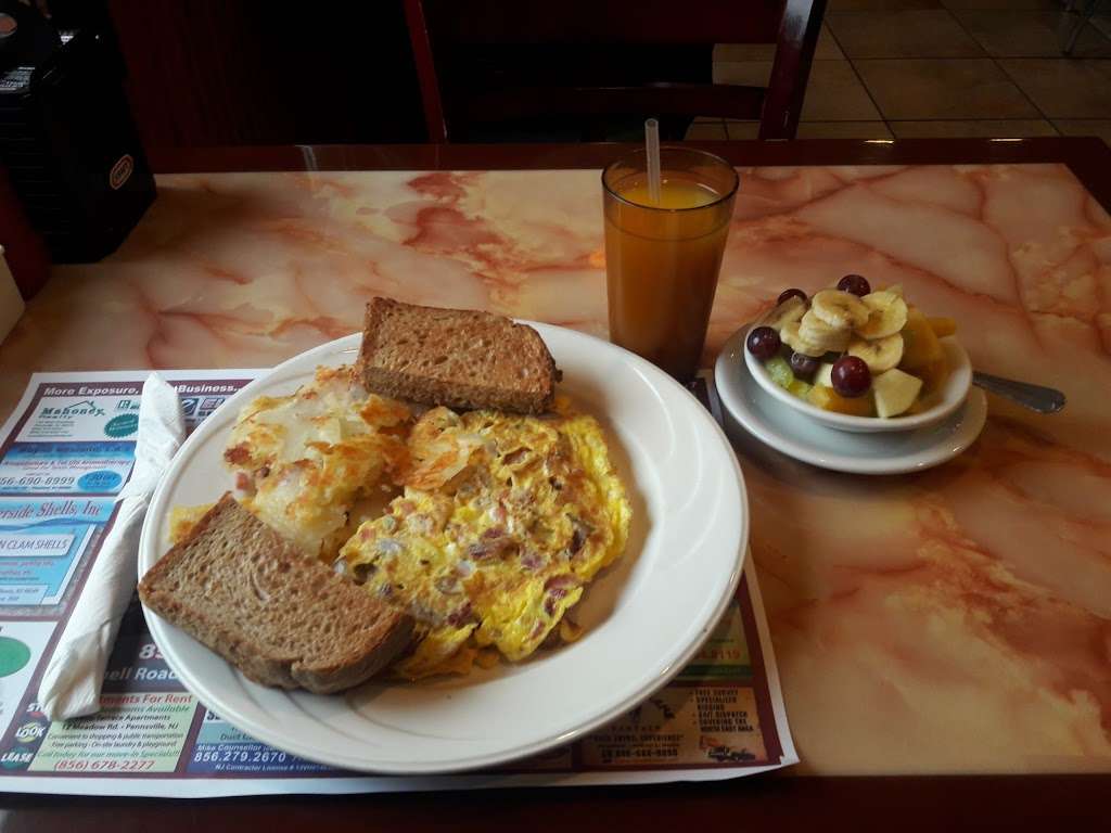 Deepwater Diner | 449 Shell Rd, Carneys Point, NJ 08069 | Phone: (856) 299-1411