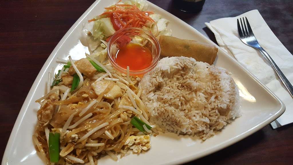 Siam Kitchen Thai Cuisine | 44535 Bedford Ct, Temecula, CA 92592, USA | Phone: (951) 294-9231