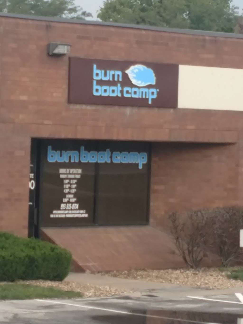 Burn Boot Camp Overland Park - gym  | Photo 3 of 6 | Address: 6600 College Blvd Suite 100, Overland Park, KS 66211, USA | Phone: (913) 515-0714