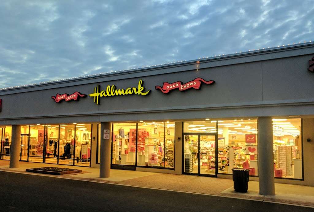 Normans Hallmark Shop | 335 Us Highway 202/206, Somerset Shopping Center, Bridgewater, NJ 08807 | Phone: (908) 722-1412