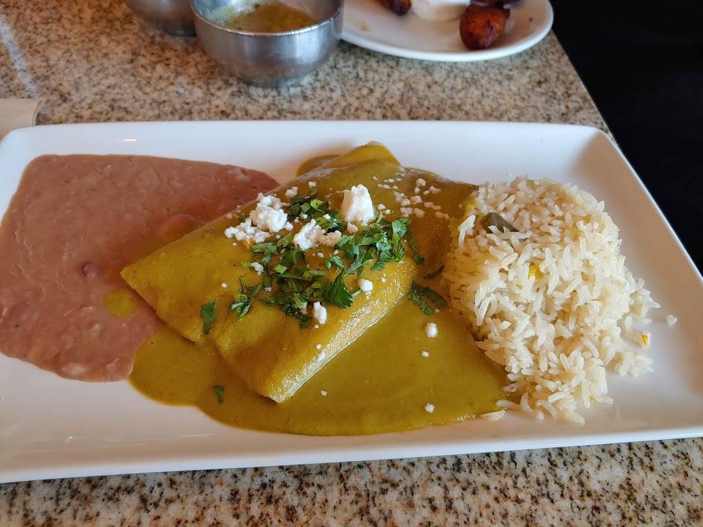 Glorias Latin Cuisine | 320 West Las Colinas Boulevard, Irving, TX 75039, USA | Phone: (469) 242-2641