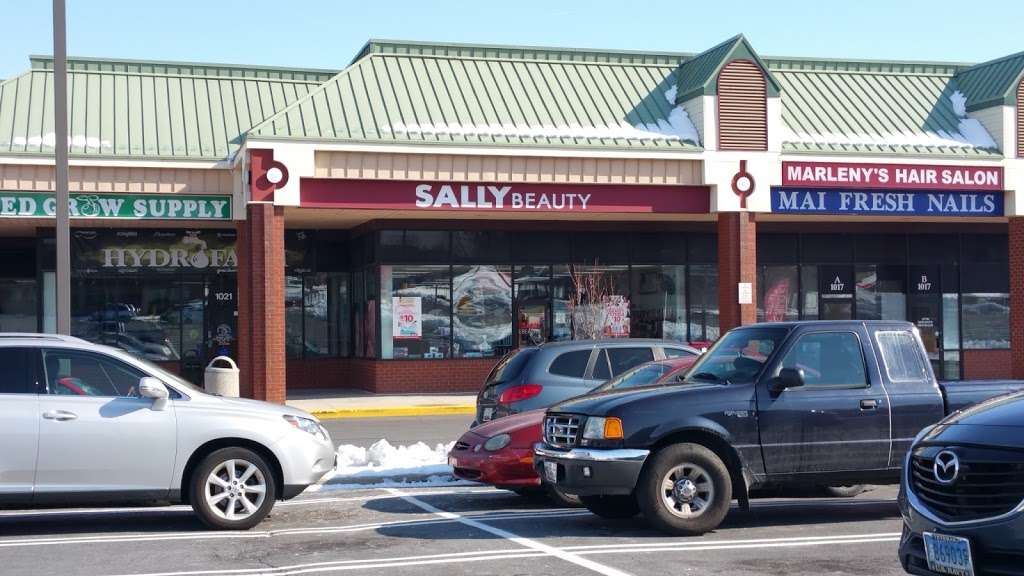 Sally Beauty | 1019 W Patrick St, Ste D-3, Frederick, MD 21702, USA | Phone: (301) 846-7781