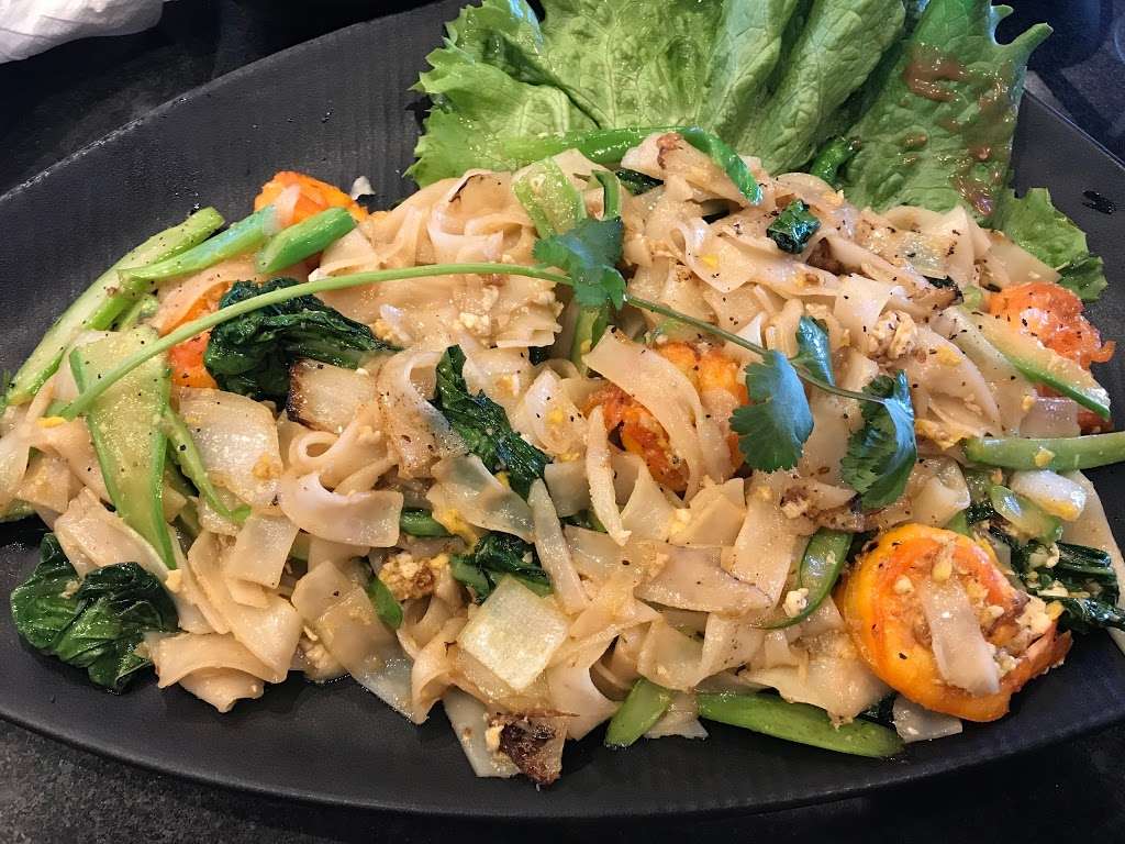 Wow Pho | 110 Hidden Valley Pkwy, Norco, CA 92860, USA | Phone: (951) 808-8789