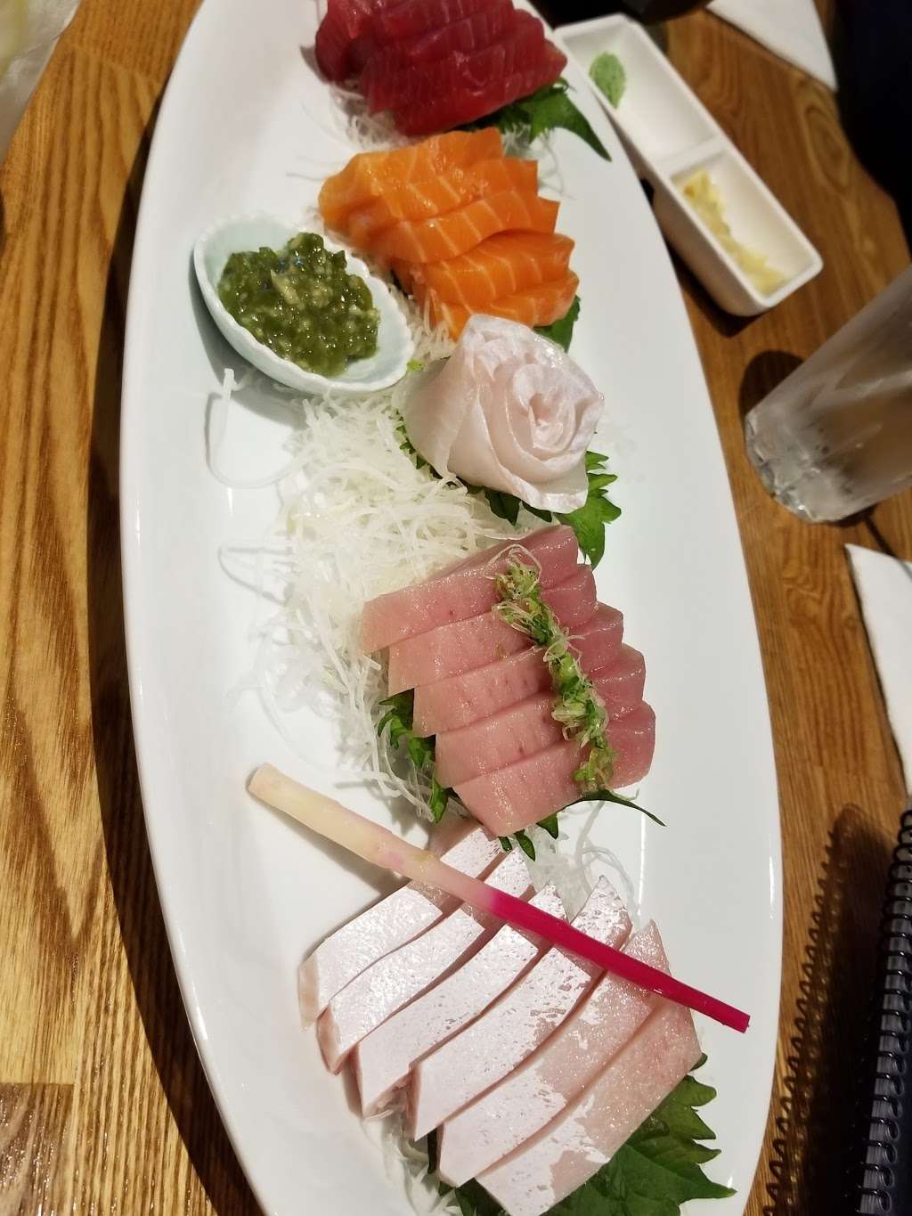 Tomo Sushi | 18707 Devonshire St, Northridge, CA 91324, USA | Phone: (818) 368-2720